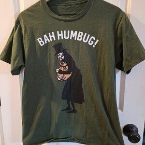 Bah Humbug Scrooge Christmas Graphic T-Shirt Green Size M